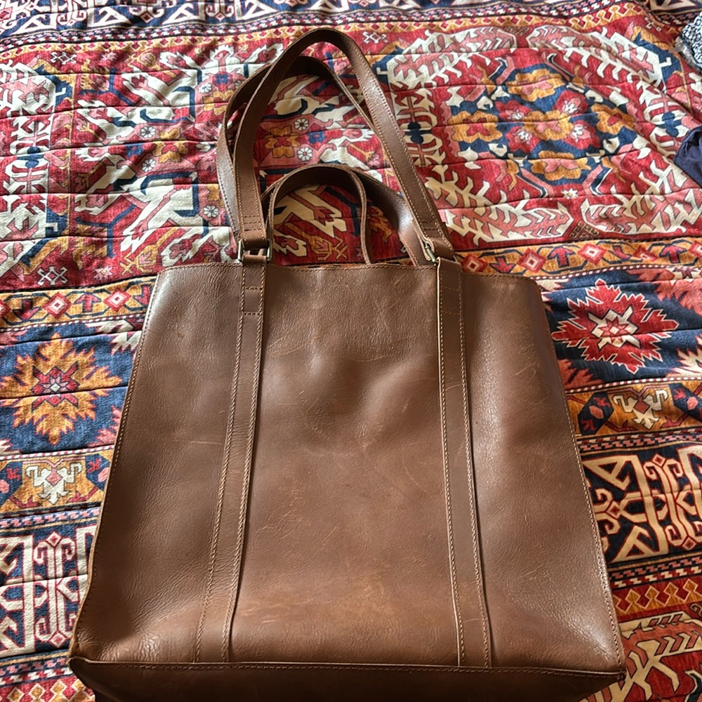 Able leather tote bag